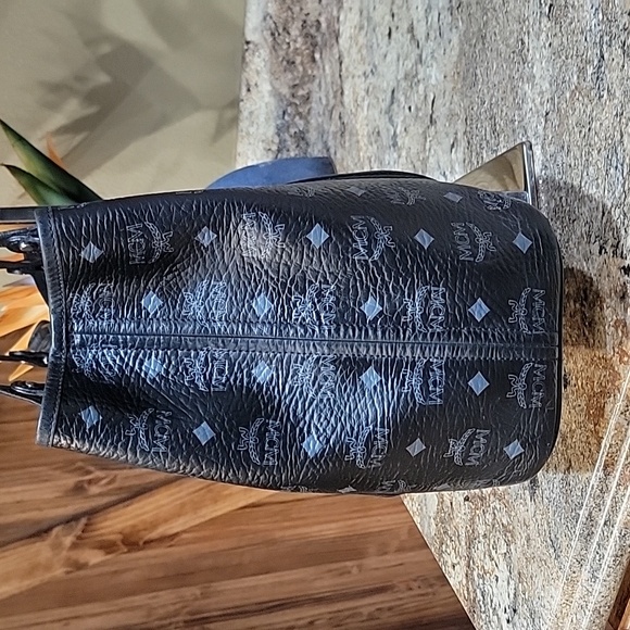 MCM Visetos EUC  Large Black Tote Bag - Picture 6 of 15